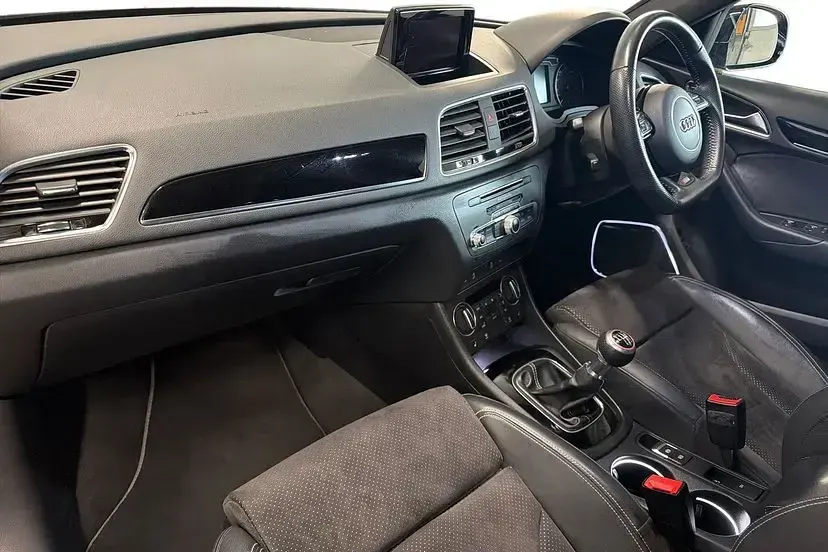 Used Audi Q3 Black Edition 150 HP (110 kW) 2018 Grey SUV