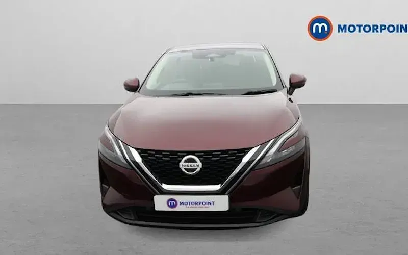 Used Nissan Qashqai Acenta Premium 158 HP (116 kW) 2022 Red SUV