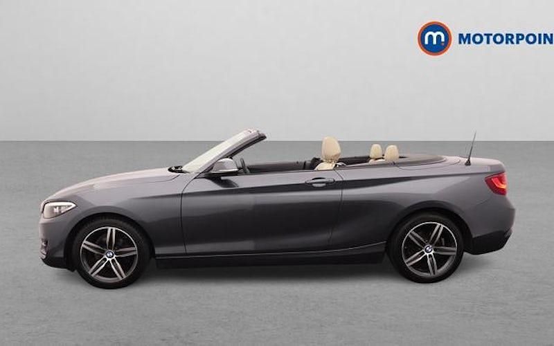 Used BMW 218 Sport Line 136 HP (100 kW) 2017 Grey Cabriolet