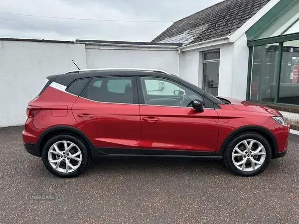 Used Seat Arona FR 110 HP (80 kW) 2023 Red SUV