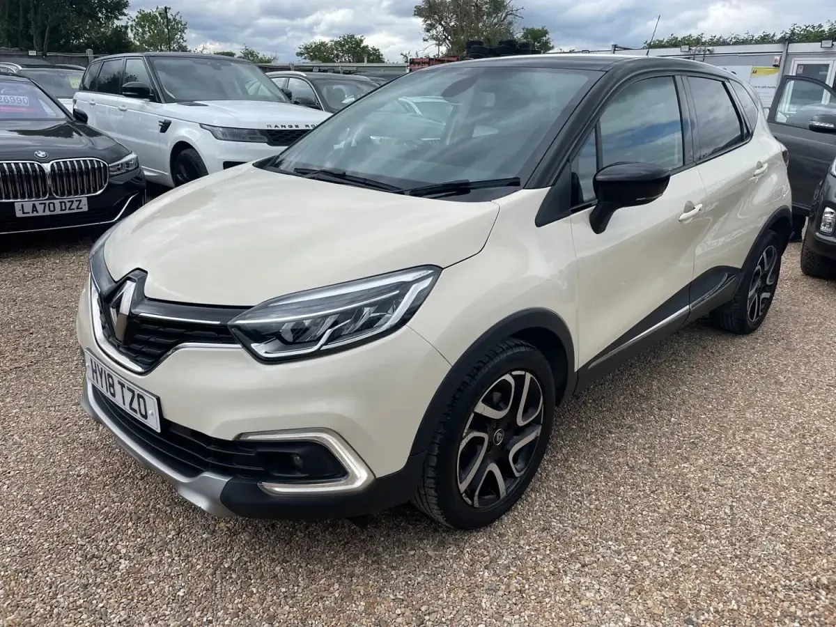 Begagnad Renault Captur Dynamique 90 HK (66 kW) 2018 Beige SUV
