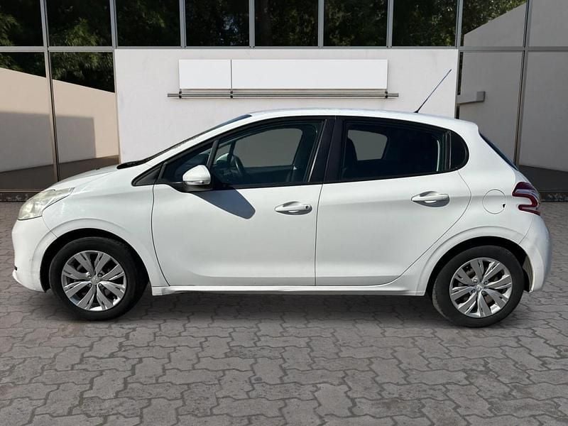 Used Peugeot 208 Access 82 HP (60 kW) 2013 White Hatchback