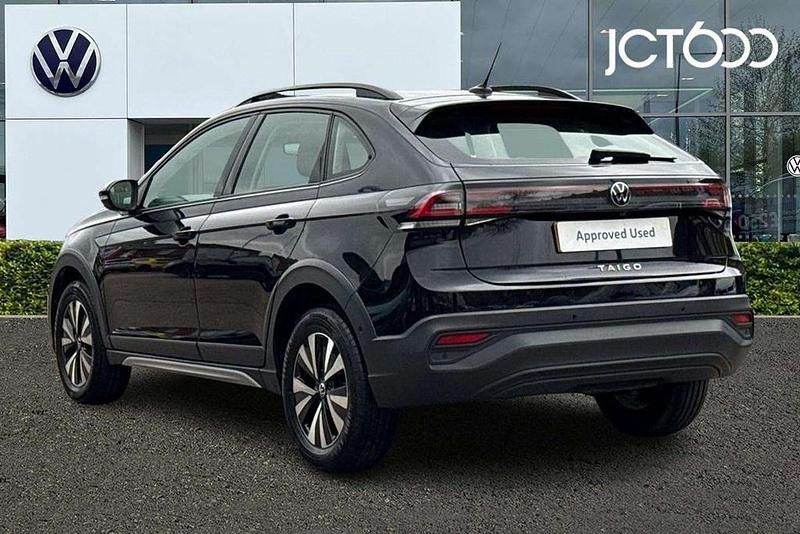Usado VW Taigo Life 110 HP (80 kW) 2024 Preto SUV