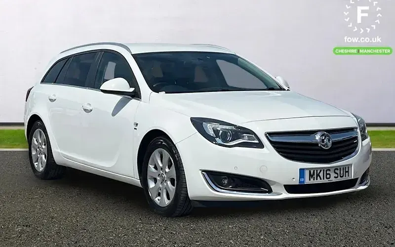 Used Vauxhall Insignia SRi 136 HP (100 kW) 2016 Estate
