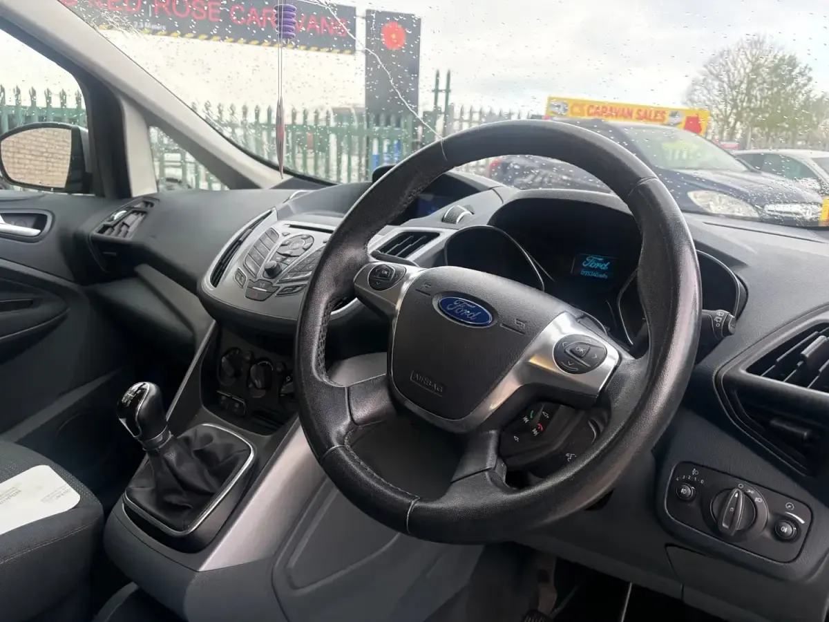 Second-hand Ford C-MAX Zetec 2011 Argintiu Monovolum