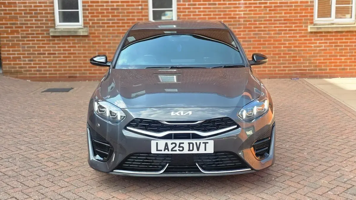 Used Kia Ceed GT-Line 138 HP (101 kW) 2025 Grey Hatchback