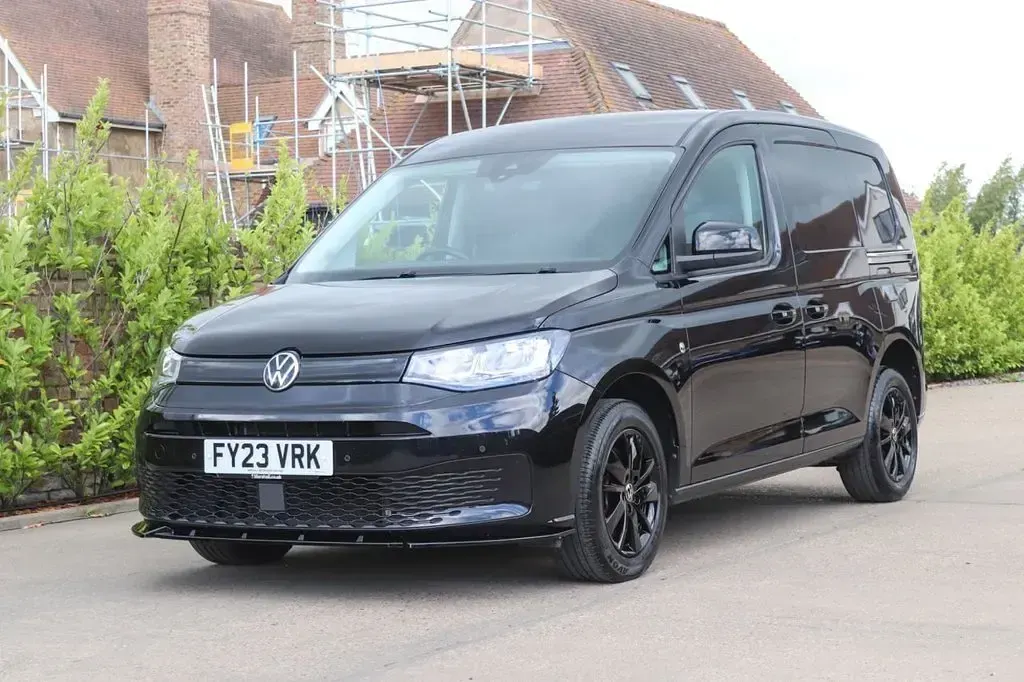 Used VW Caddy Pro 122 HP (89 kW) 2023 Black MPV