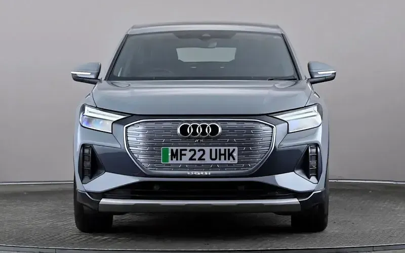 Used Audi Q4 Sportback e-tron Sport 150 kW (204 HP) 2022 Grey SUV