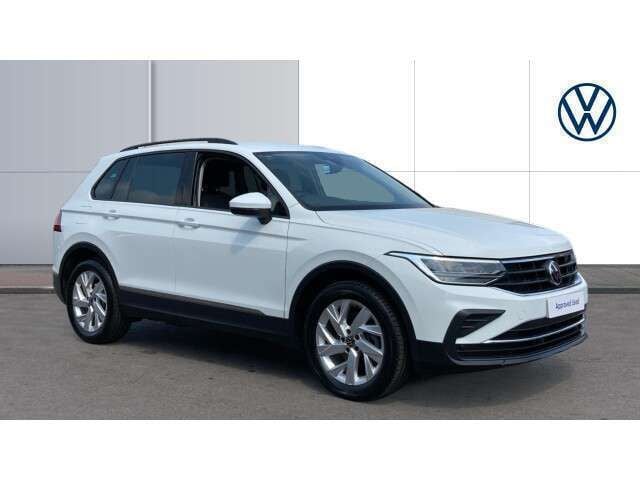 White Used 2021 VW Tiguan Life SUV | £20,057 (Fair price) - Image 1/4