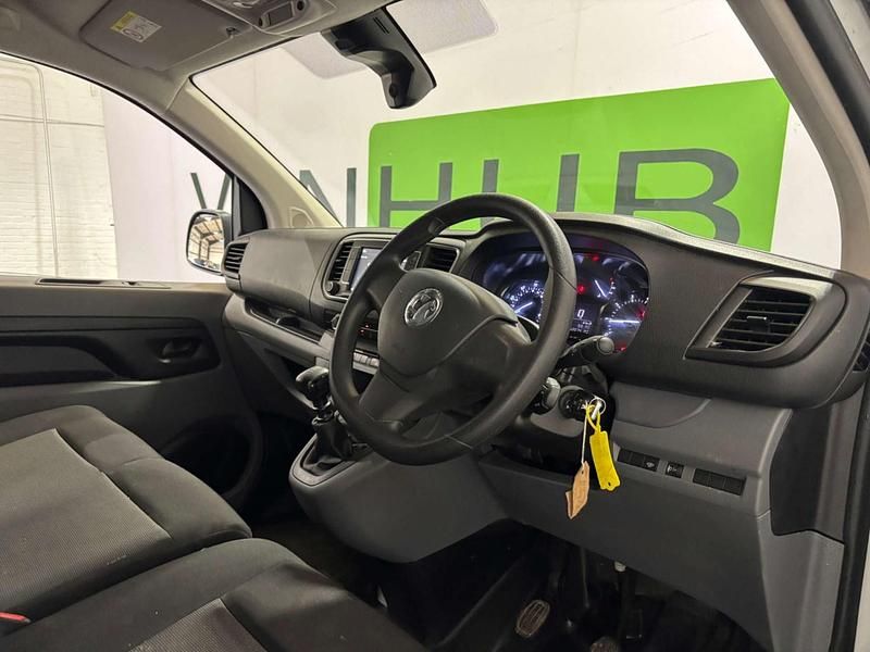 Used Vauxhall Vivaro Sportive 2022 White MPV