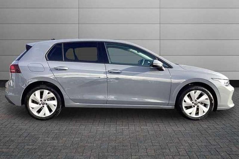 Used VW Golf VIII 150 HP (110 kW) 2025