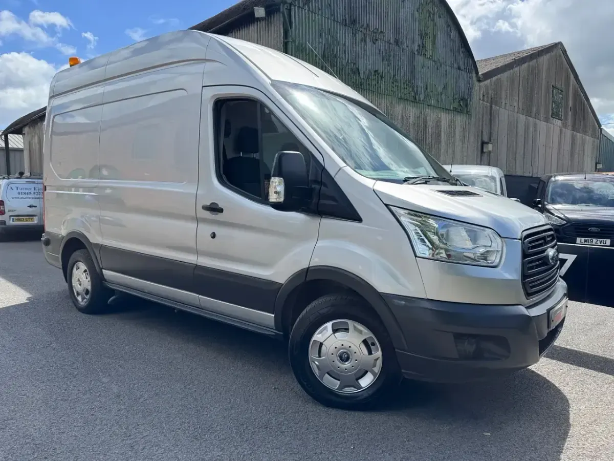 Used Ford Transit 155 HP (114 kW) 2015 Silver Van