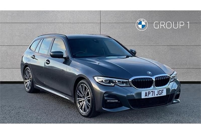 Grey Used 2022 BMW 320 M Sport Estate | £26,495 (Fair price) - Image 1/4