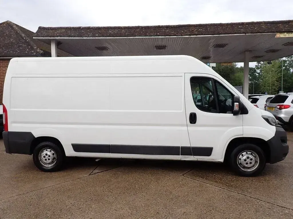 Used Peugeot Boxer 2017 White Van