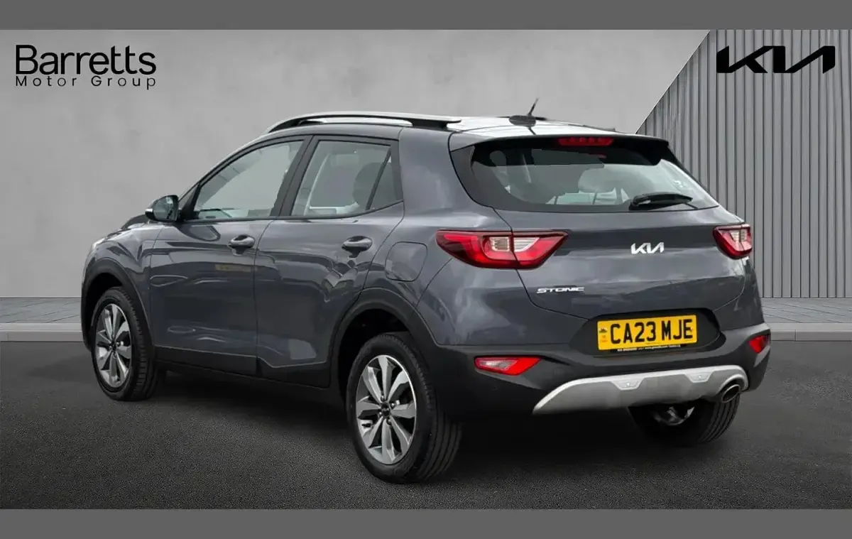Used Kia Stonic 99 HP (72 kW) 2023 Grey SUV