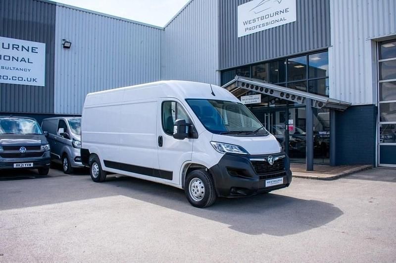 White Used 2023 Vauxhall Movano S Van | £16,480 (Super price) - Image 1/3