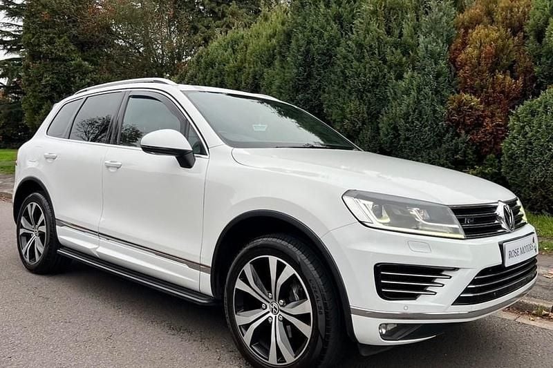 White Used 2016 VW Touareg R-line SUV | £14,500 (Super price) - Image 1/1