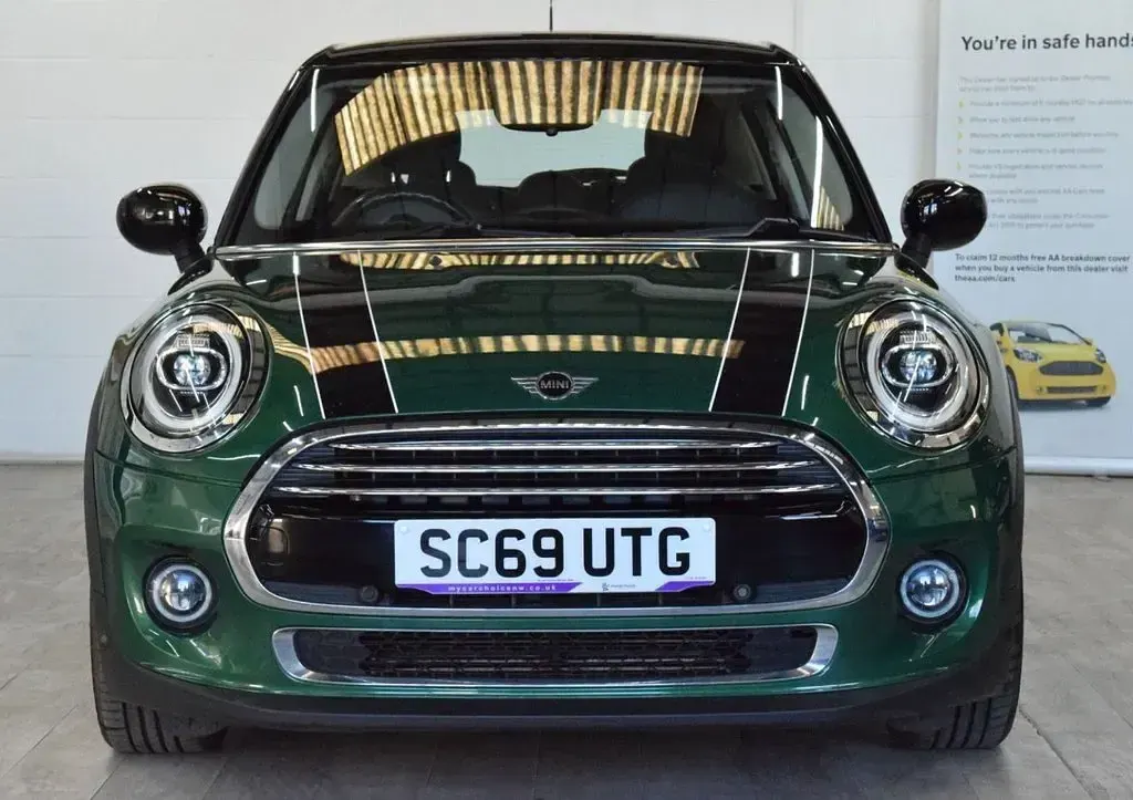 Used Mini Cooper Exclusive 136 HP (100 kW) 2019 Green Hatchback
