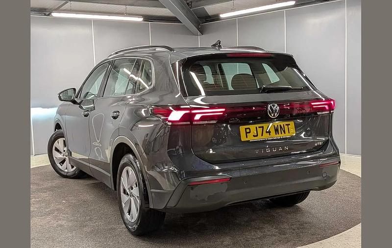 Used VW Tiguan 129 HP (94 kW) 2024 Grey SUV
