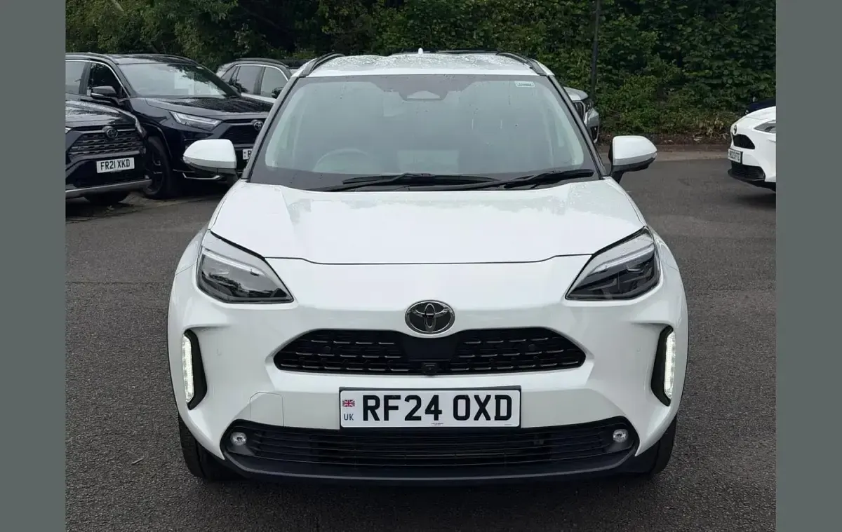 Used Toyota Yaris Cross 113 HP (83 kW) 2024 White SUV