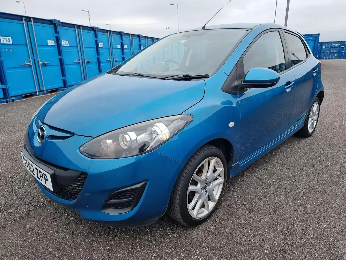 Used Mazda 2 82 HP (60 kW) 2012 Blue Hatchback