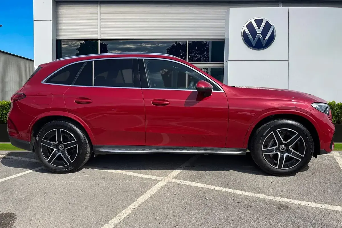 Used Mercedes GLC300 AMG line 2025 Red Estate