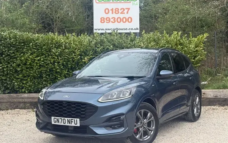 Begagnad Ford Kuga ST-Line 120 HK (88 kW) 2020 Blå SUV