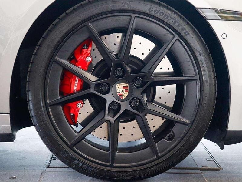 Used Porsche 911 480 HP (353 kW) 2025 Silver Coupe