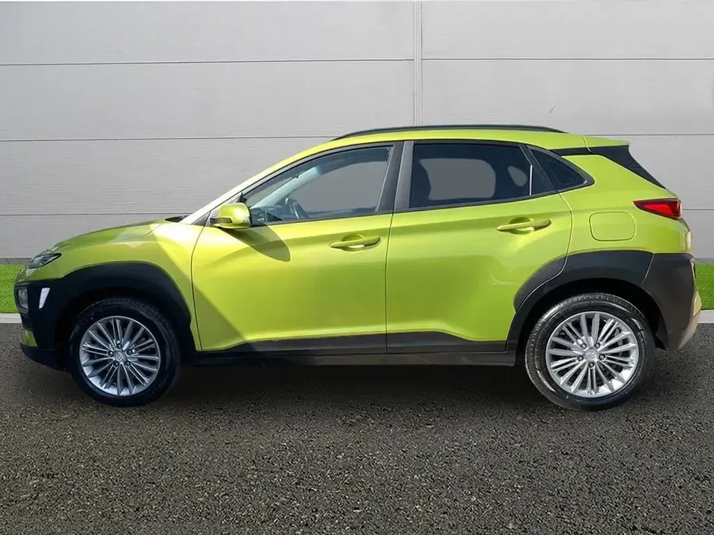 Used Hyundai Kona SE 120 HP (88 kW) 2019 Yellow SUV