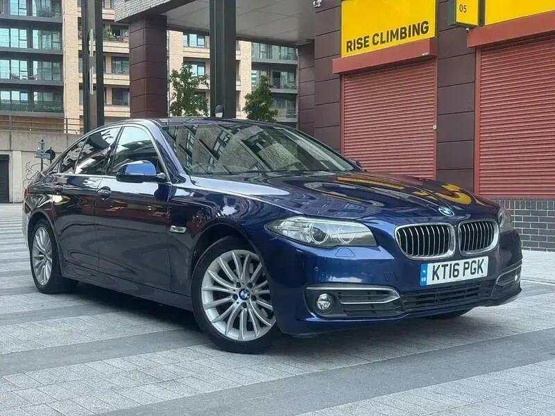 Used BMW 520 Luxury Line 190 HP (139 kW) 2016 Blue Sedan