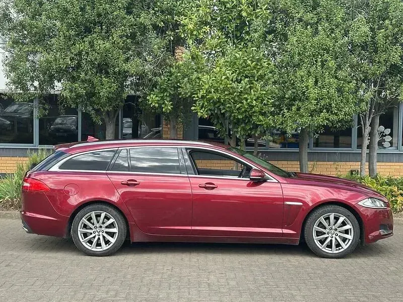 Used Jaguar XF Premium Luxury 2013 Red Estate