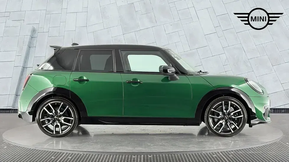 Used Mini Cooper S Hatch 201 HP (147 kW) 2026 Green Hatchback
