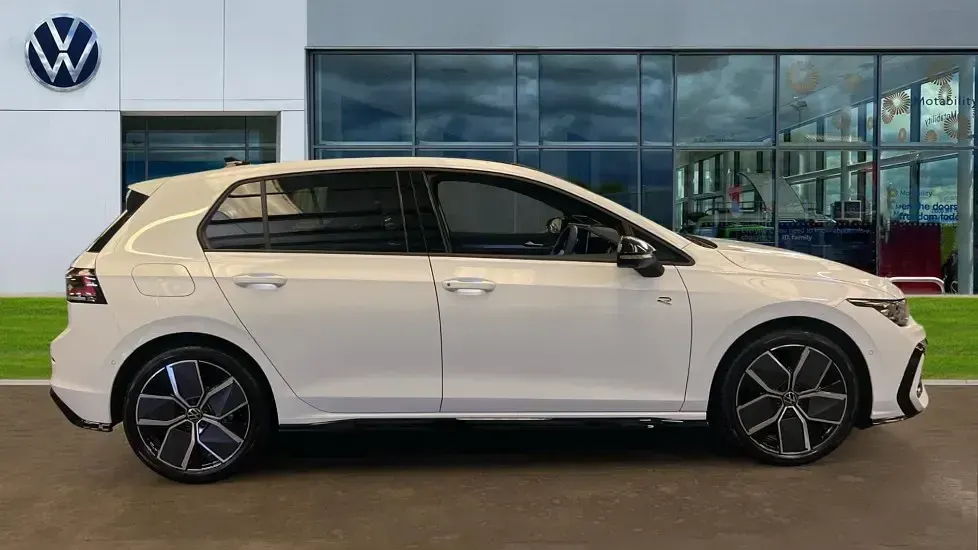 New VW Golf VIII Black Edition 150 HP (110 kW) 2026 Pure white Hatchback