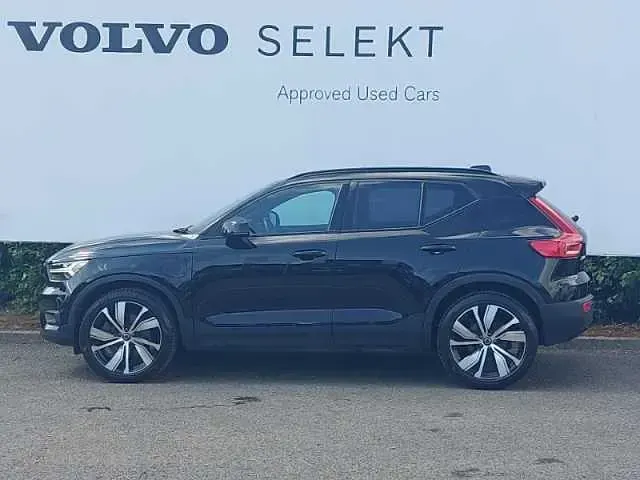 Used Volvo XC40 R-Design Pro 262 HP (192 kW) 2022 Black SUV