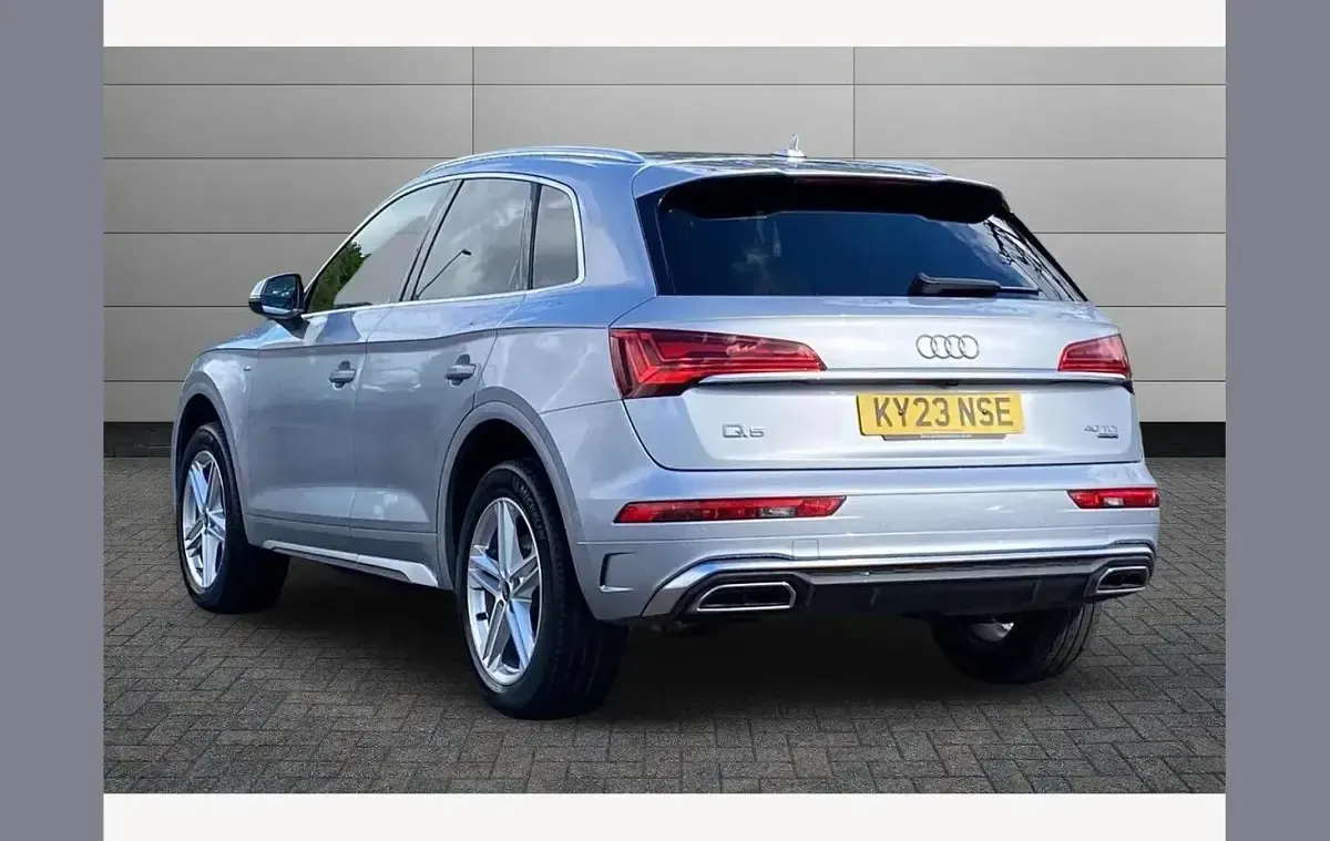 Used Audi Q5 S-Line 204 HP (150 kW) 2023 Silver SUV