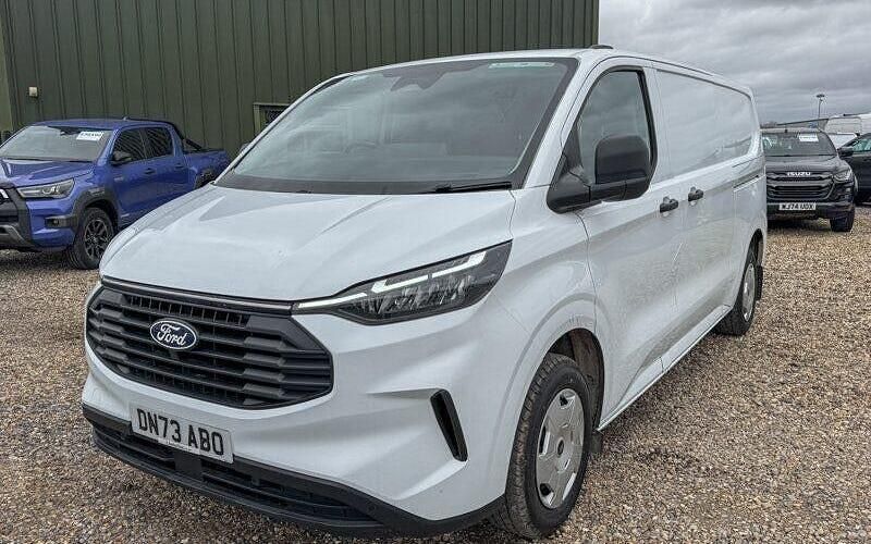 Used Ford Transit Custom Trend 136 HP (100 kW) 2024 White Van