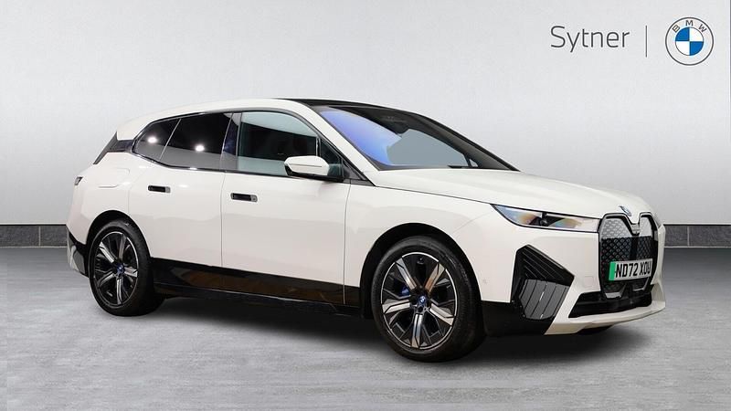 Used BMW iX M Sport 236 kW (322 HP) 2022 White SUV