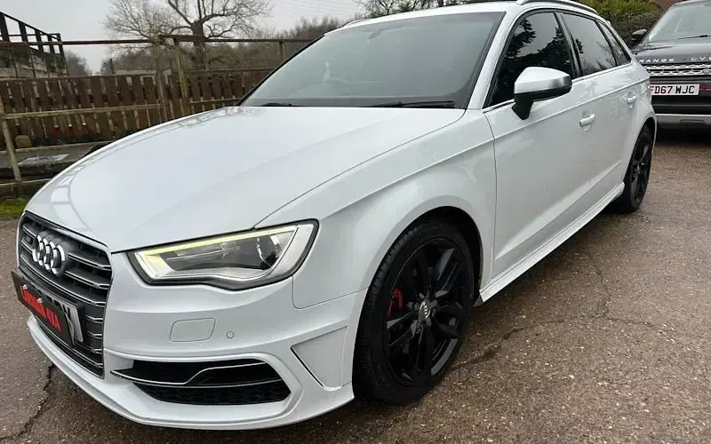 Usado Audi S3 Sportback 300 HP (220 kW) 2015 Citadino