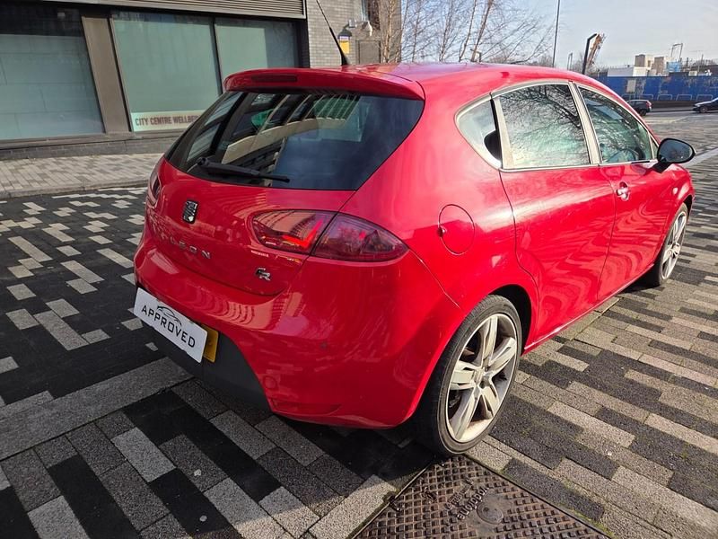 Used Seat Leon FR 140 HP (102 kW) 2011 Red Hatchback