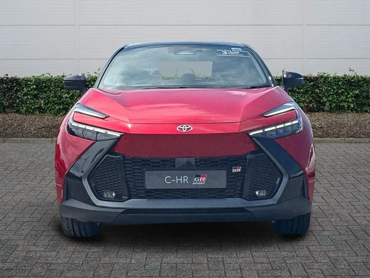 New Toyota C-HR Sport 2026 Red/black SUV