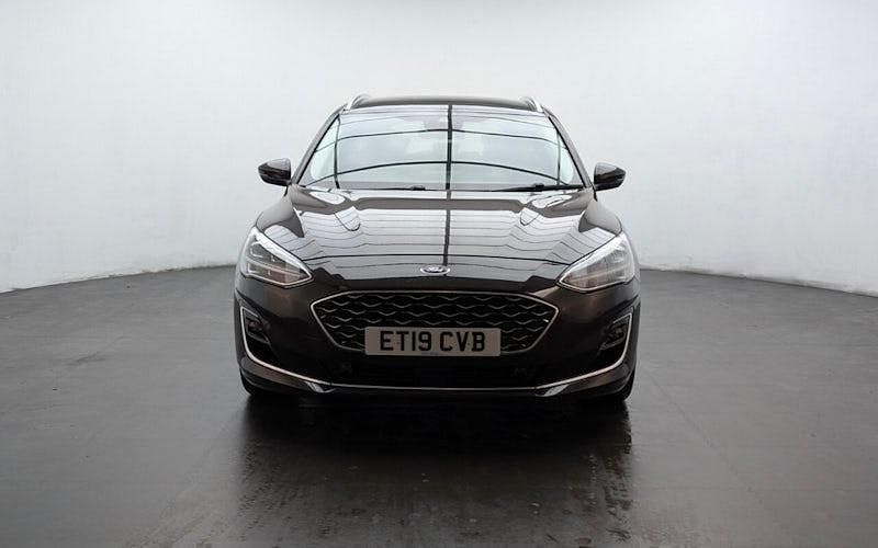 Used Ford Focus Vignale 182 HP (133 kW) 2019 Purple Estate