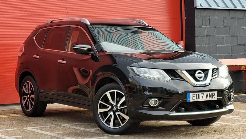 Black Used 2017 Nissan X-Trail Tekna SUV | £9,999 (Fair price) - Image 1/4