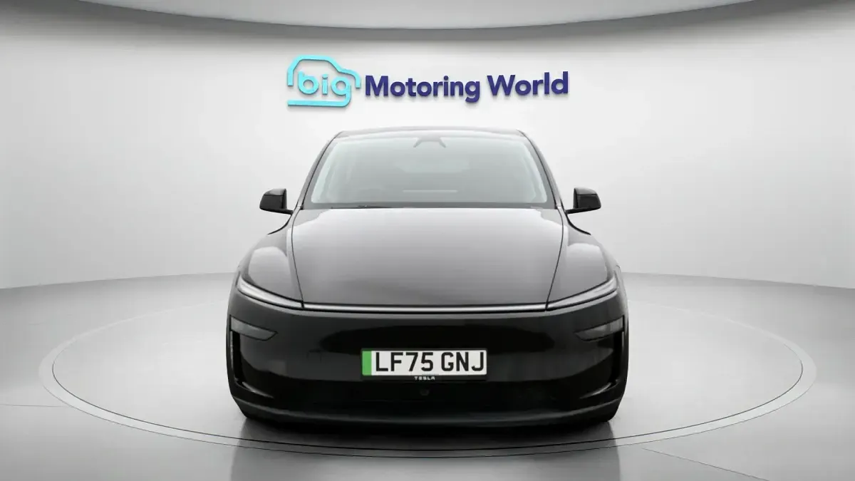 Used Tesla Model Y RWD 378 kW (514 HP) 2025 Black SUV
