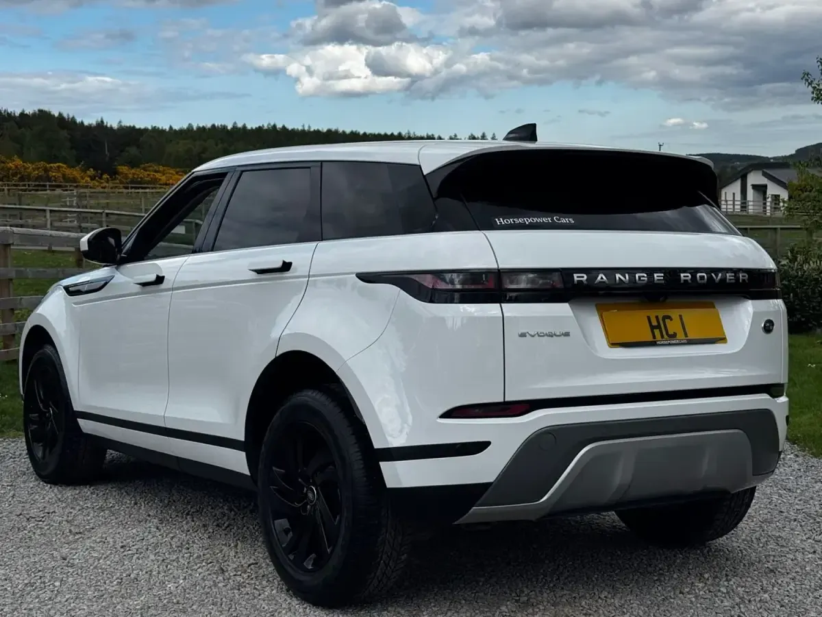Gebraucht Land Rover Range Rover evoque 163 PS (119 kW) 2022 Weiß SUV