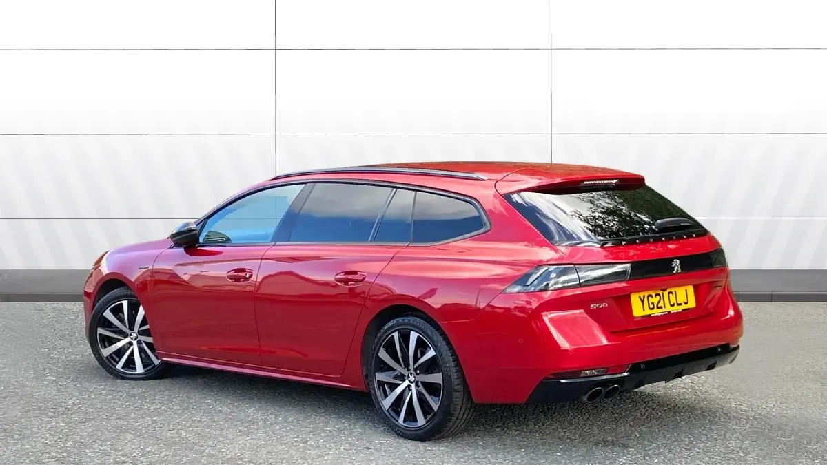 Used Peugeot 508 GT-line 163 HP (119 kW) 2021 Red Estate