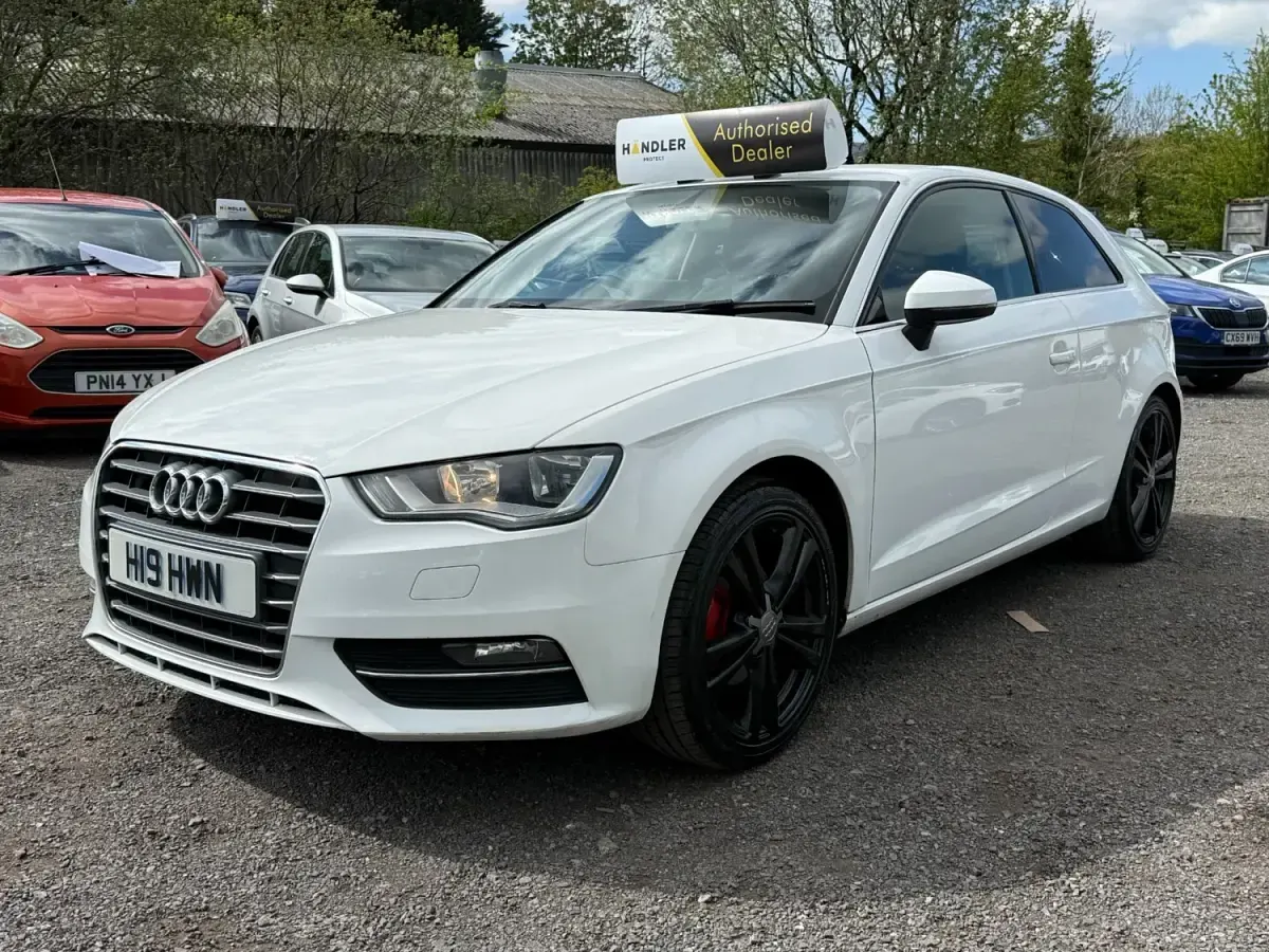 Usado Audi A3 Sport 150 HP (110 kW) 2016 Branco Citadino