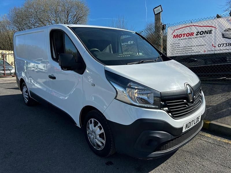 Used Renault Trafic Business 2017 White MPV