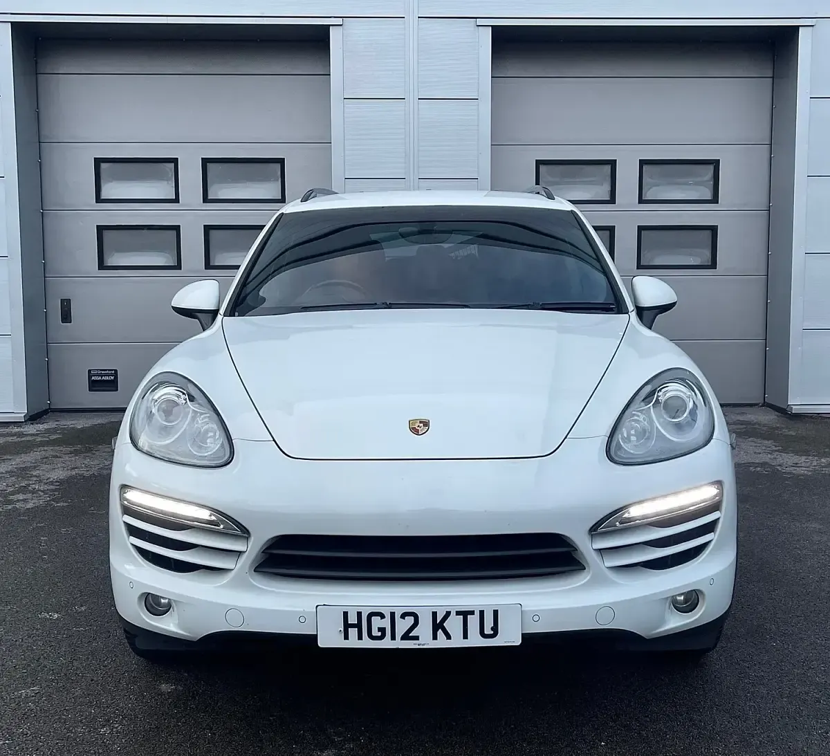 Used Porsche Cayenne Diesel 2012 White SUV