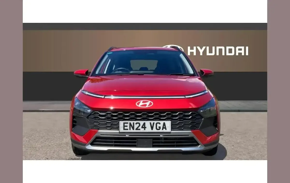 Used Hyundai Bayon Advanced 99 HP (72 kW) 2024 Red SUV