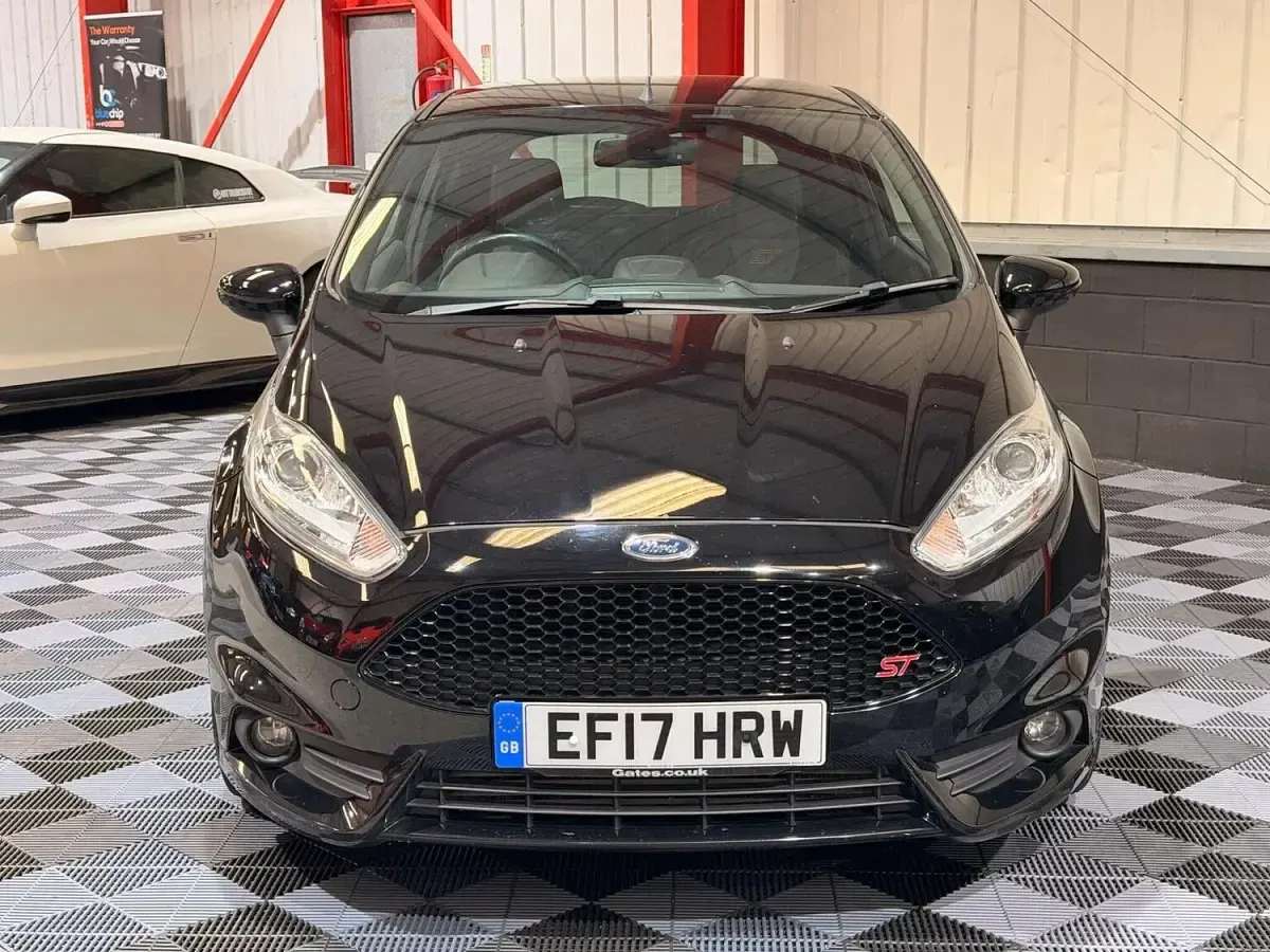 Used Ford Fiesta ST 182 HP (133 kW) 2017 Black Hatchback
